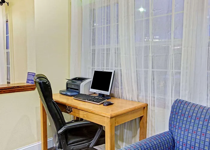 Microtel Inn & Suites By Wyndham Statesville