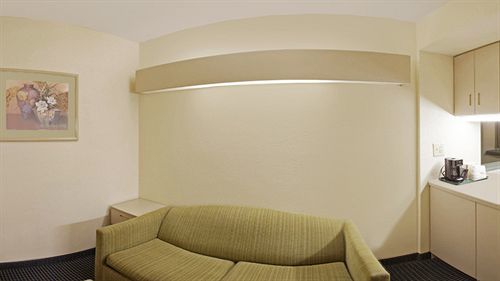 Hotel Microtel & By Wyndham Statesville